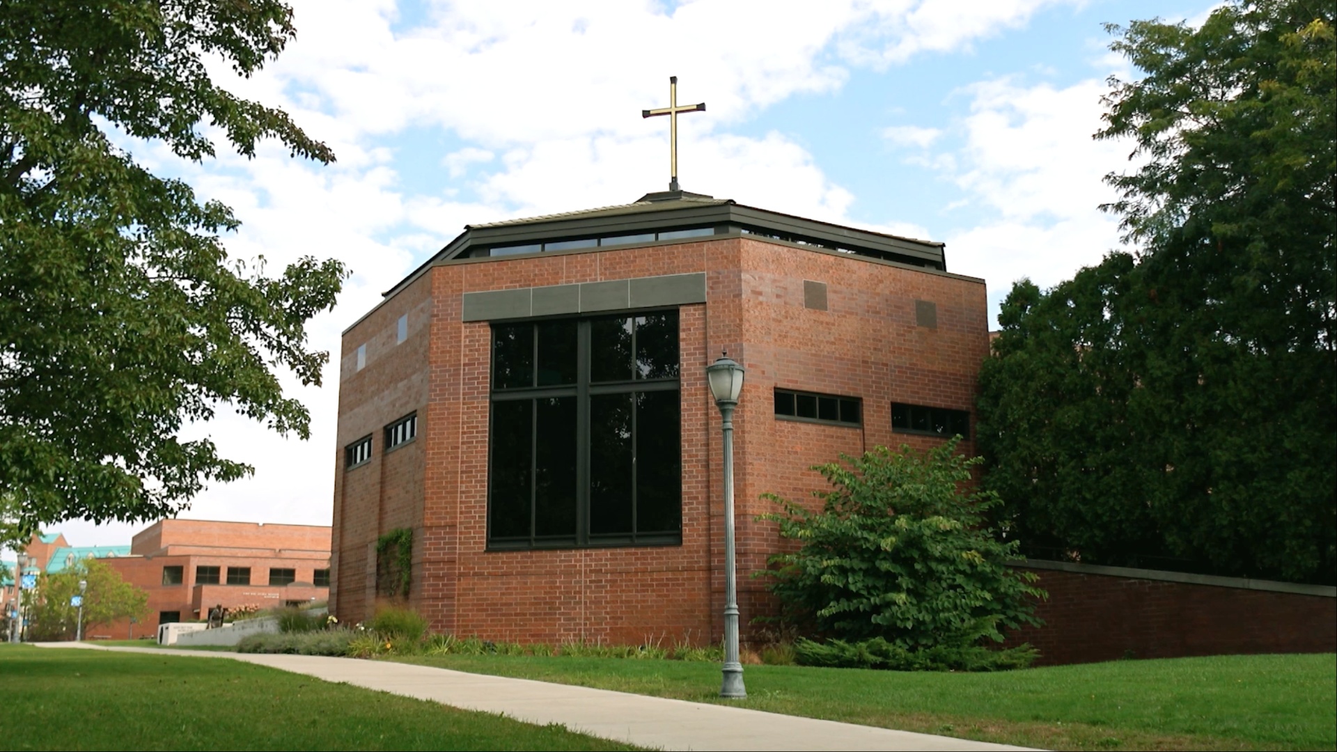 Chapel of the Holy Family – Marquette University